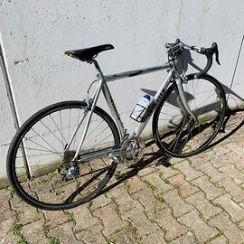 Bici da corsa trabucco - perfetta per strada