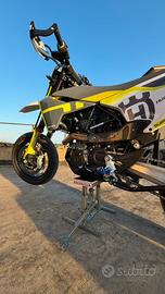 Husqvarna 701 Supermoto