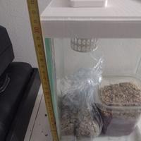 mini acquario circa 9 litri