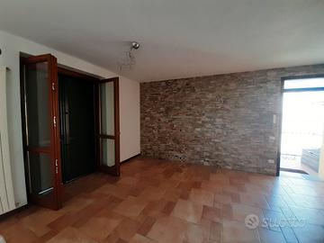Trilocale indipendente - Centro Curno