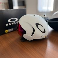 Casco Oakley Aro7