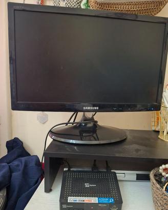 TV Samsung 19 pollici c decoder digitale terrestre