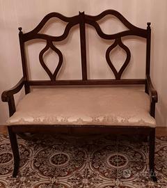 Poltroncina per camera da letto 