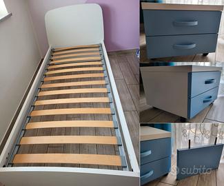 Letto singolo e comodino per cameretta