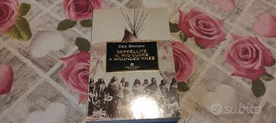 DEE BROWN - WOUNDED KNEE STORIA INDIANI D'AMERICA