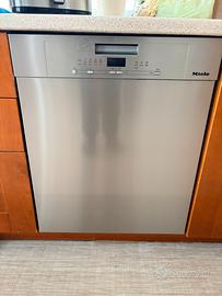 Lavastoviglie MIELE
