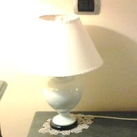 TRIS DI LUMI IN CERAMICA PREGIATA.