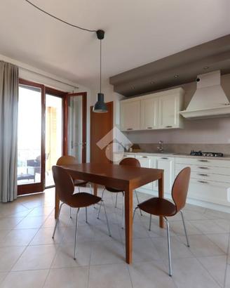 5 LOCALI A ROVERBELLA
