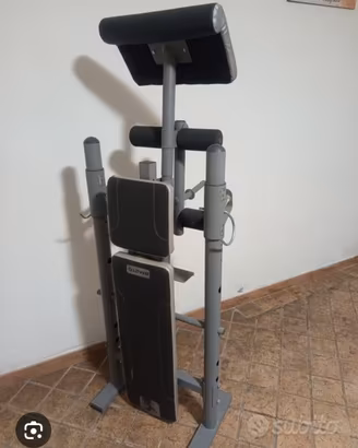 Panca piana con pesi