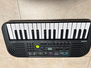 Pianola casio per scuola