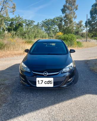 Opel Astra 1.7 CDTI 110CV Sports Tourer Cosmo