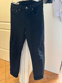Jeans Levi’s 501 neri a sigaretta W24 L28