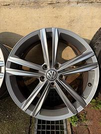 Cerchi golf R line da 18