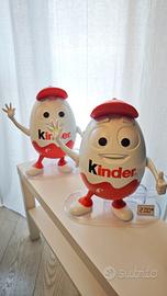 2 ESPOSITORI KINDER NUOVI