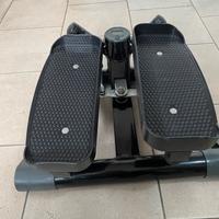 Attrezzo ginnico stepper