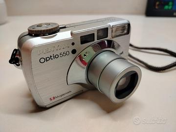 fotocamera digitale vintage Pentax Optio 550