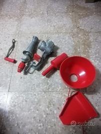 Macchinetta per passare i pomodori