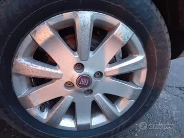 cerchi lega 15 4 fori originali Fiat  
