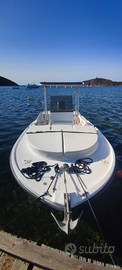 Barca Mako 23 i/o cuddy cabin Yamaha 200 cv XL