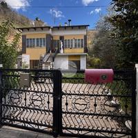 VILLA SINGOLA A FOSSOMBRONE