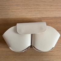 Custodia AirPods Max in similpelle bianca