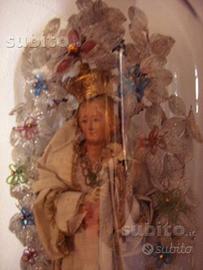 Madonna con campana di vetro