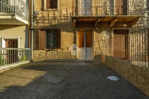 RUSTICO A BOSCO CHIESANUOVA