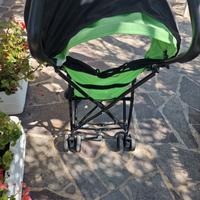 Passeggino con cappottina parasole