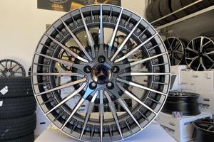 Cerchi Mercedes raggio 22 OMOLOGATI NAD cod.87342