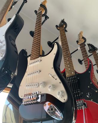 Chitarra Elettrica Stratocaster ( Nuova )