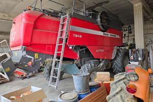 Mietitrebbia Massey Ferguson 7343 Activa