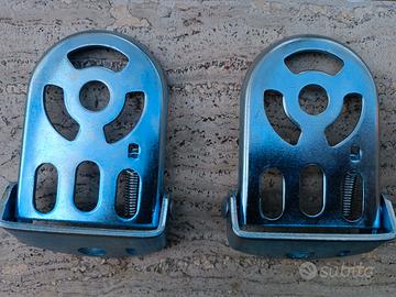 Poggia piedi universali per bicicletta 