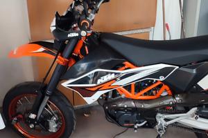 Ktm 690 Supermoto RACING