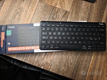 Tastiera Trust wireless e bluetooth