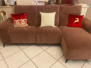 Divano 3 posti con chaise longue