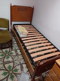 letto singolo antico