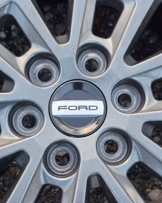 Kit cerchi 17" Ford Custom 2 + Goodyear R17C