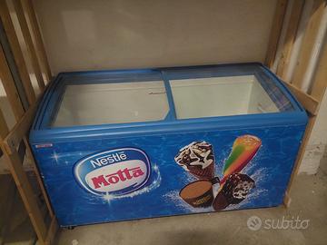 Freezer  cm 64x145 H 90