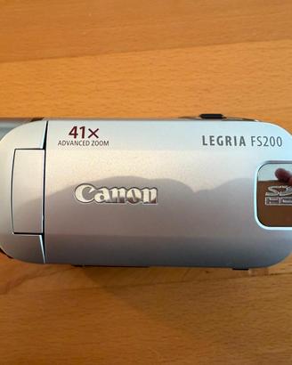 Canon LEGRIA FS200 – SD/SDHC – 37x Zoom