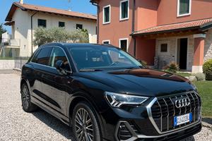 Audi Q3 S Line Edition 35 Tpi 2.0 S Tronic