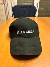 Cappello Balenciaga
