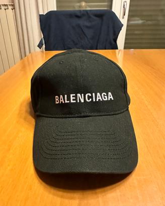 Cappello Balenciaga