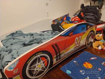 lettino bambino macchina