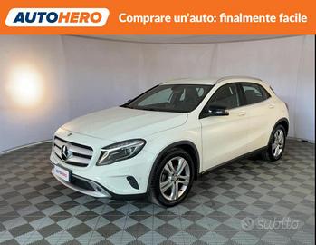 MERCEDES-BENZ GLA 220 FH76867