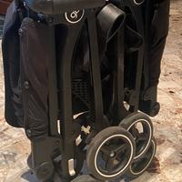Passeggino ultraleggero gb