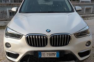 BMW X1 2.0 d 2016 con tettino