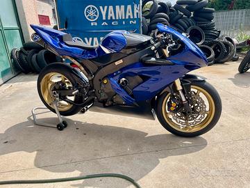 Yamaha r1 2004