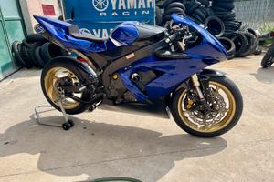 Yamaha r1 2004