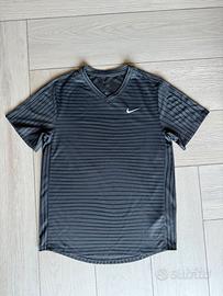 T-shirt Nike Court Dri Fit Victory