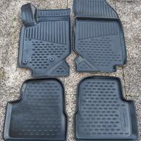 tappetini gomma Peugeot 208 dal 2019